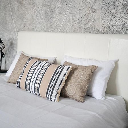 City Center Accommodation - 404 레시차 외부 사진