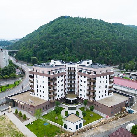 City Center Accommodation - 404 레시차 외부 사진