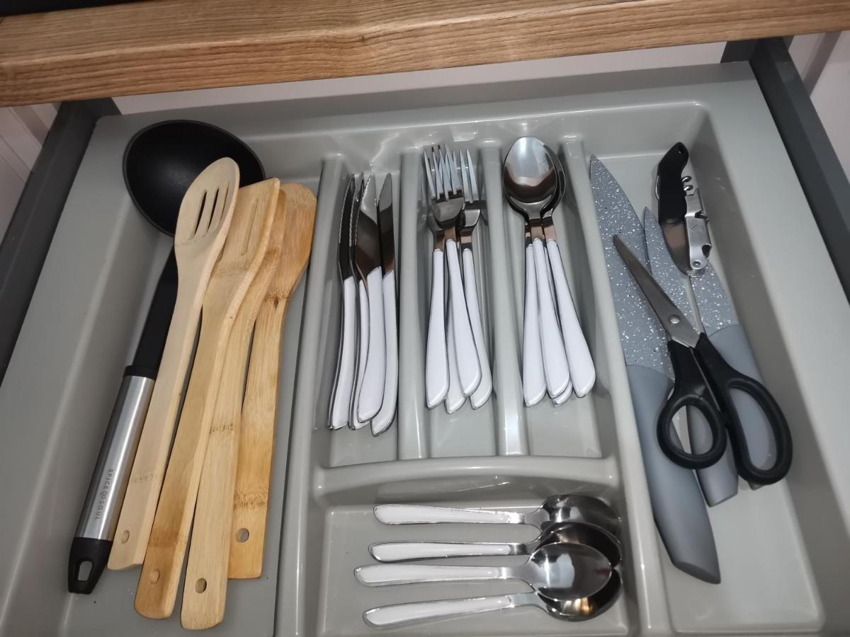 City Center Accommodation - 404 레시차 외부 사진
