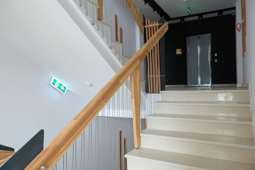 City Center Accommodation - 404 레시차 외부 사진